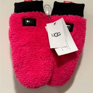 UGG Vibrant Pink Fleece Mittens